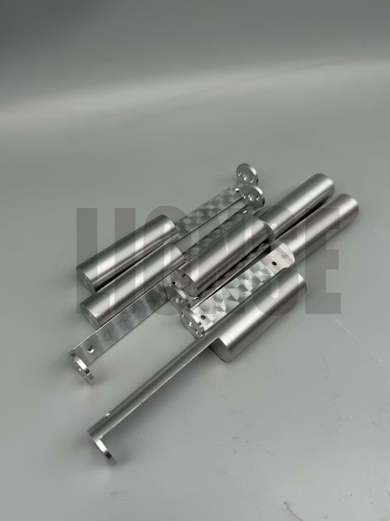 Kan aluminiumstik løse problemet med uoverensstemmende termiske udvidelseskoefficienter?