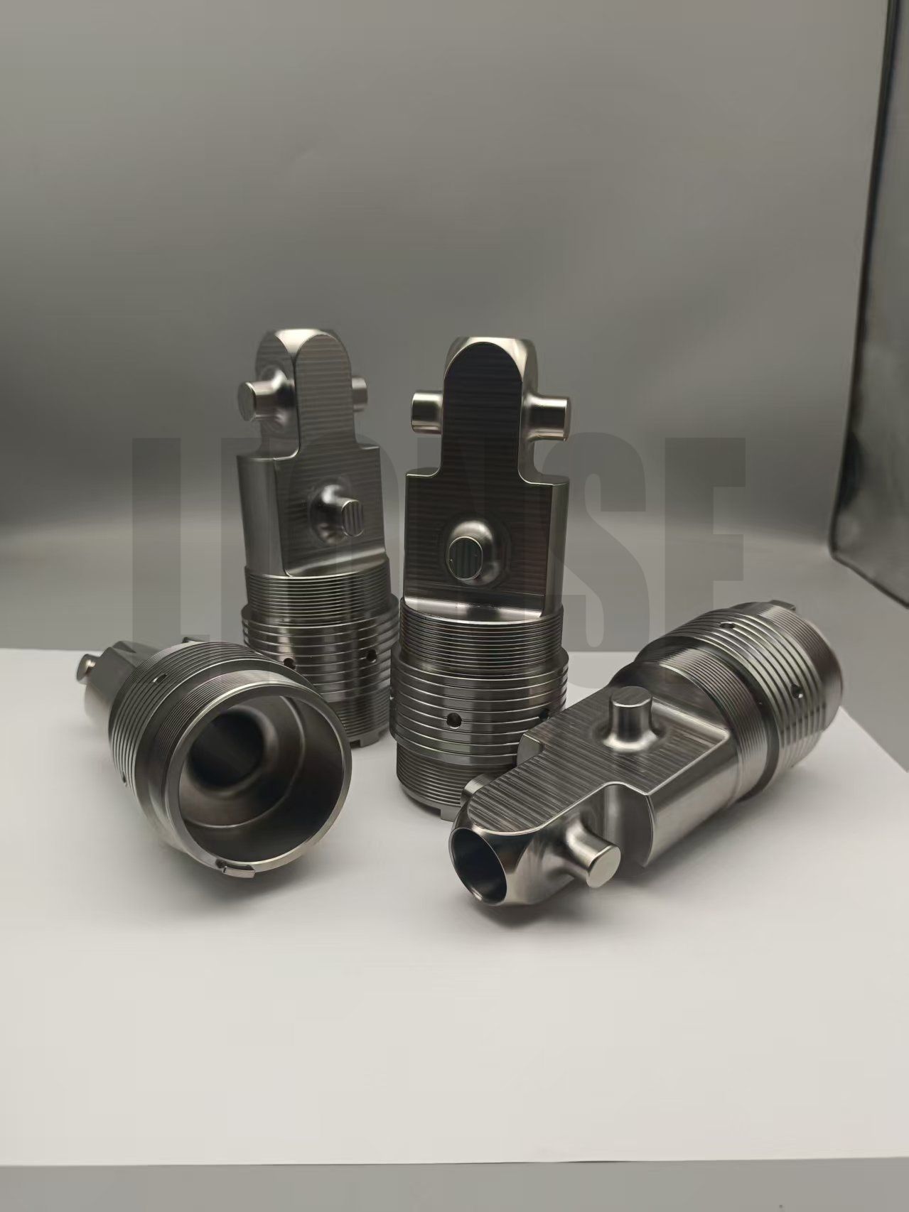 Titanium mekaniske dele til Abyssal